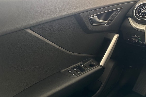 Audi Q2 18 of 21