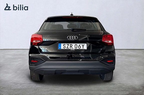 Audi Q2 4 of 5
