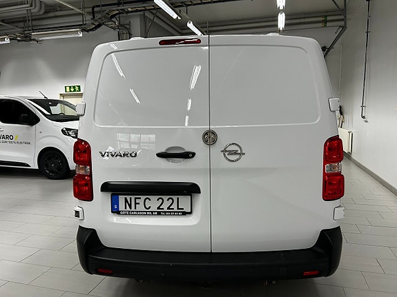 Opel Vivaro 4 of 5
