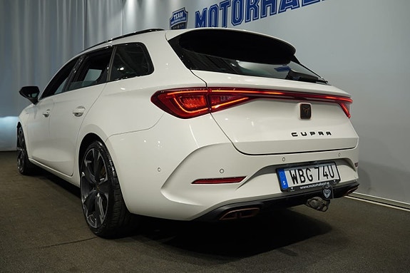 Cupra Leon 3 of 5