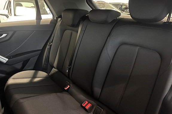 Audi Q2 18 of 22