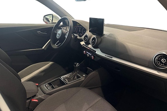 Audi Q2 15 of 22