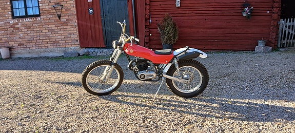 Motorbike Montesa Cota 247 3 of 3