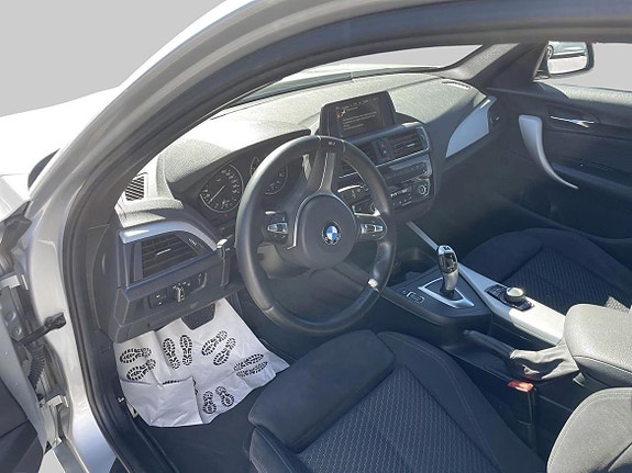 BMW 118d 13 of 18