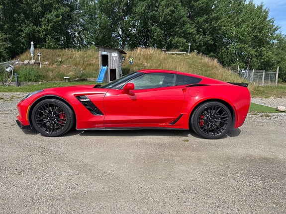 Chevrolet Corvette 15 of 18
