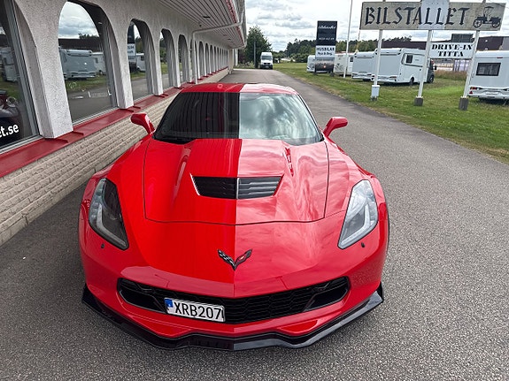 Chevrolet Corvette 10 of 18