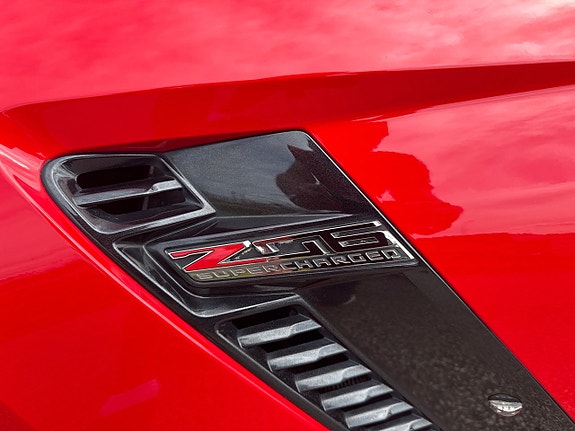 Chevrolet Corvette 13 of 18