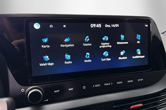 Hyundai i20 10 of 16