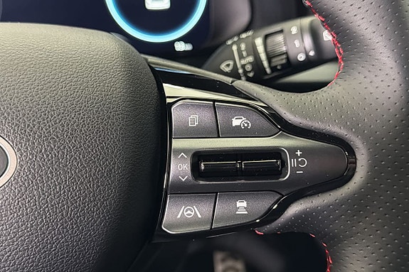 Hyundai i20 8 of 16