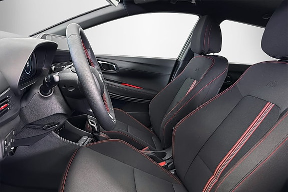 Hyundai i20 4 of 16