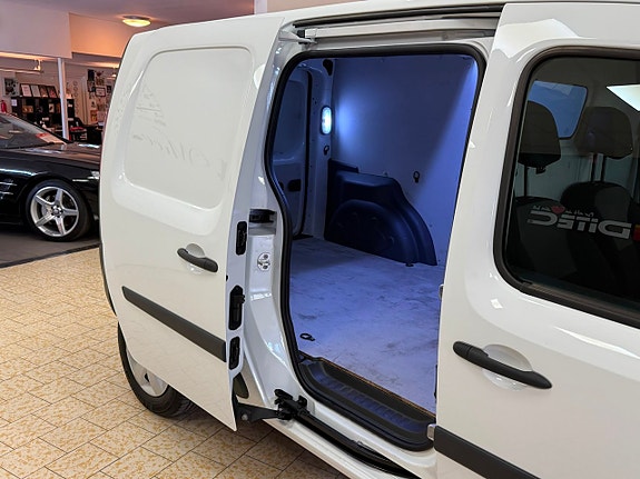 Renault Kangoo 12 of 19