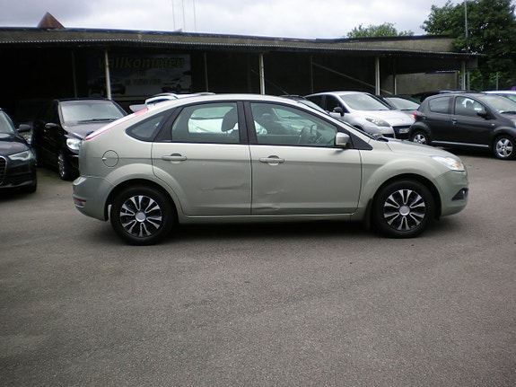 Ford Focus 5 of 5