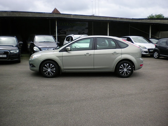 Ford Focus 4 of 5