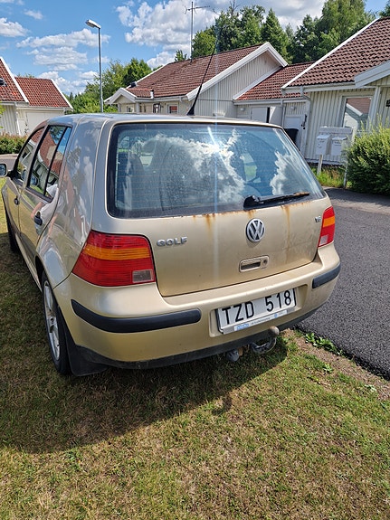 Volkswagen Golf IV 4 of 5