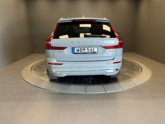 Volvo XC60 4 of 5