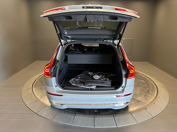 Volvo XC60 9 of 22
