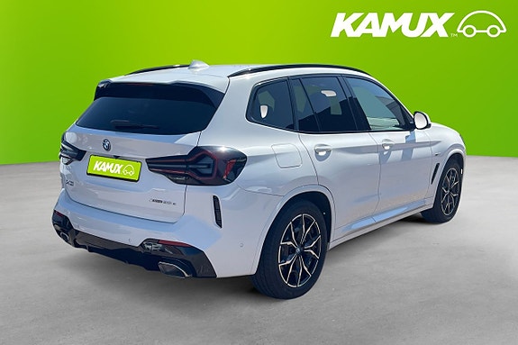 BMW X3 4 of 5