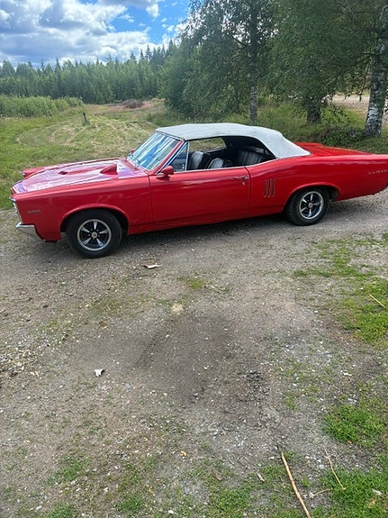 Pontiac LeMans 7 of 8
