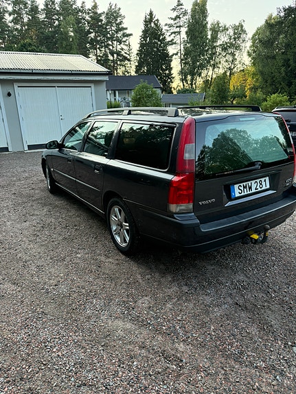 Volvo V70 5 of 5
