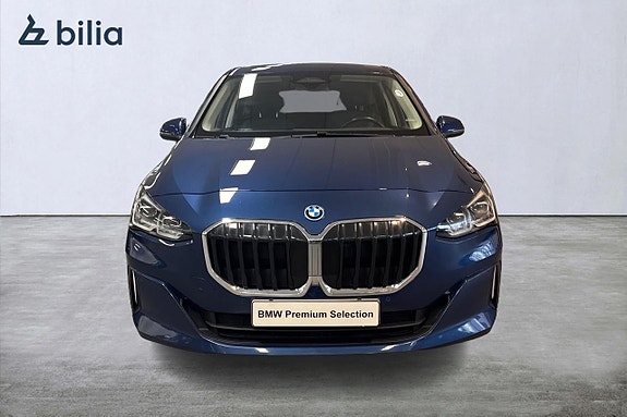 BMW 225e 5 of 17