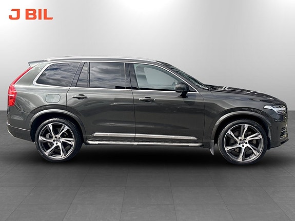Volvo XC90 20 of 22