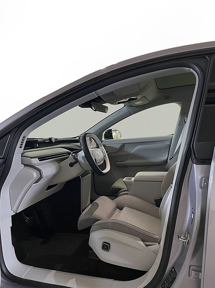 Volvo EX60 10 of 15