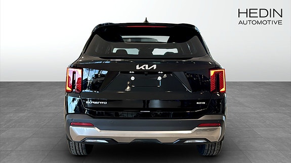 Kia Sorento 11 of 20