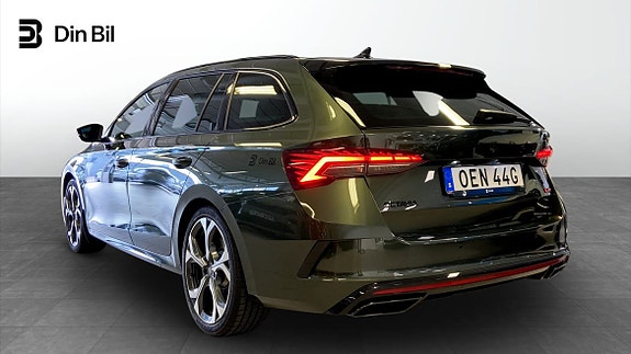 Skoda Octavia 3 of 5