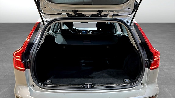 Volvo V60 12 of 19