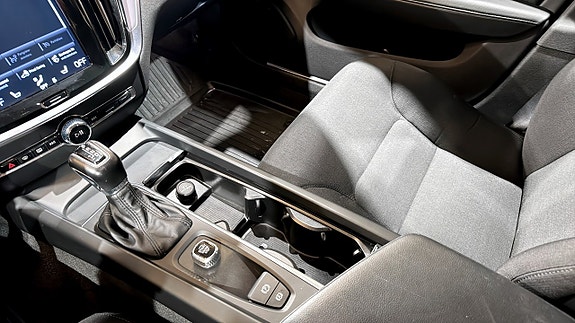 Volvo V60 16 of 19