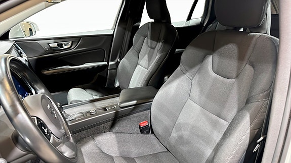 Volvo V60 8 of 19