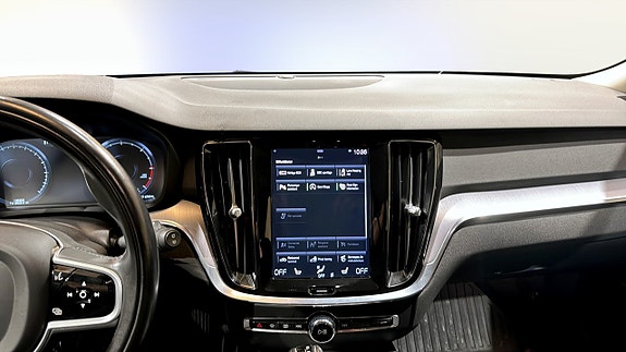 Volvo V60 9 of 19