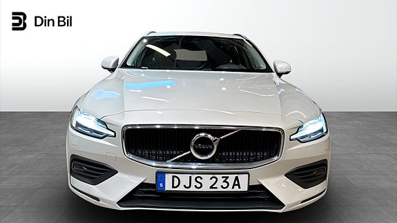 Volvo V60 4 of 19