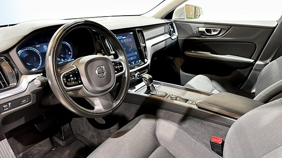 Volvo V60 7 of 19