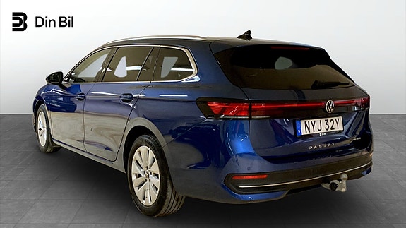 Volkswagen Passat 3 of 13