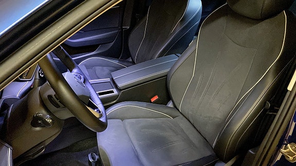 Volkswagen Passat 8 of 13