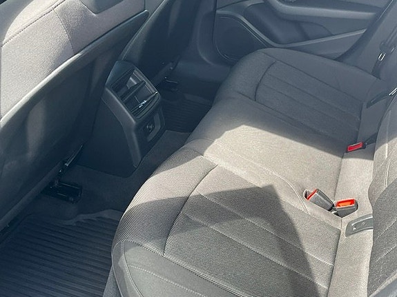 Audi A4 11 of 11