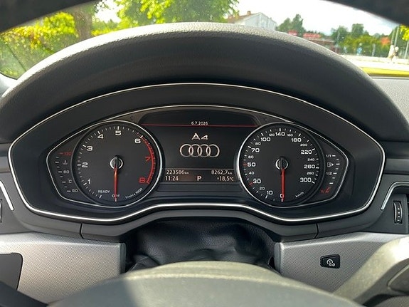 Audi A4 8 of 11