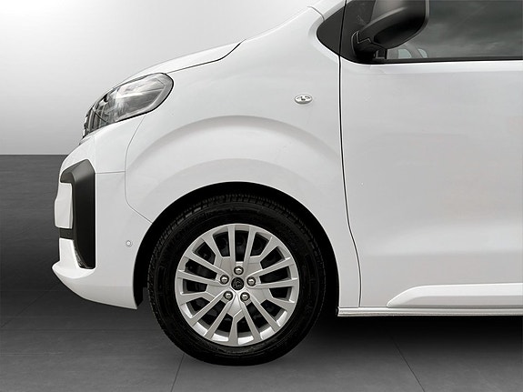 Peugeot Expert 5 of 15