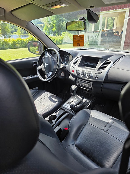Mitsubishi L200 5 of 5