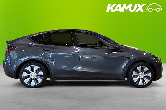Tesla Model Y 2 of 5