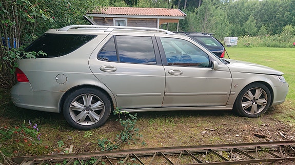 Saab 9-5 2 of 5