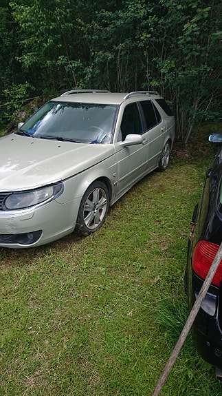 Saab 9-5 3 of 5