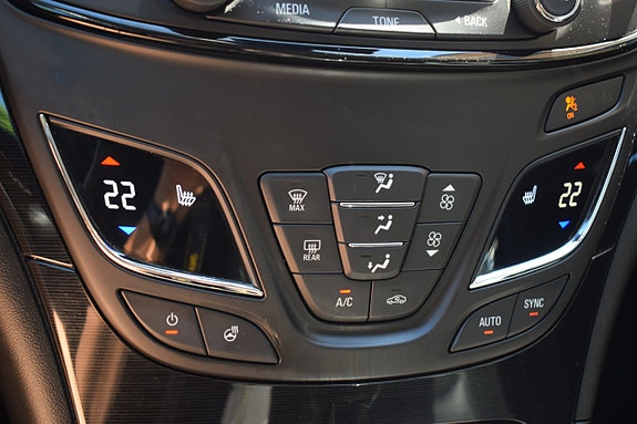 Opel Insignia 16 of 21