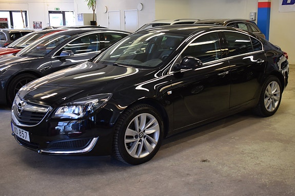 Opel Insignia 3 of 5
