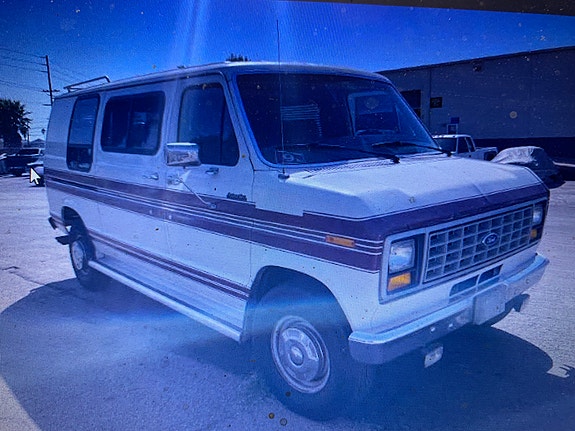 Ford Econoline 5 of 5