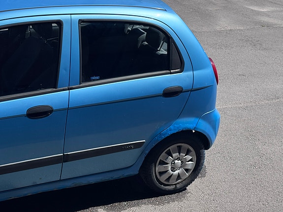 Chevrolet Matiz 2 of 5