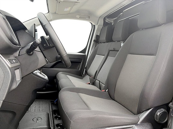 Opel Vivaro 6 of 15