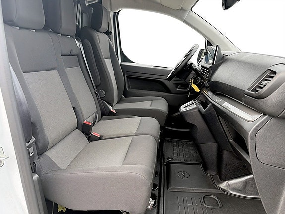 Opel Vivaro 14 of 15