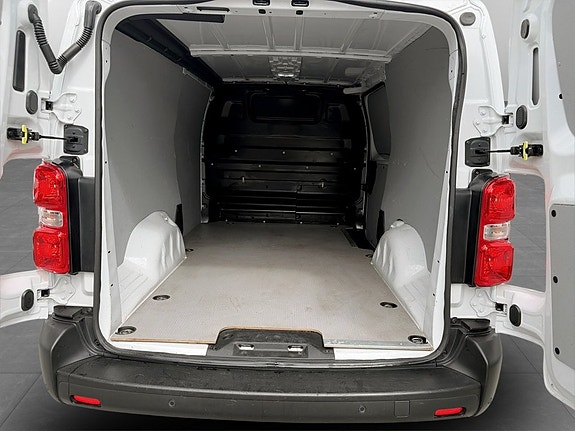 Opel Vivaro 15 of 15